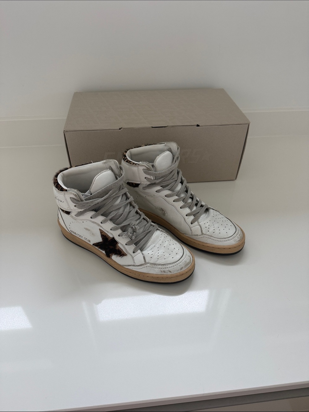 Golden Goose Women's White High-Top Sneakers with Leopard Accent size 38 - Picture 1 of 7
